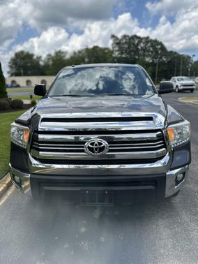 2017 Toyota Tundra SR5