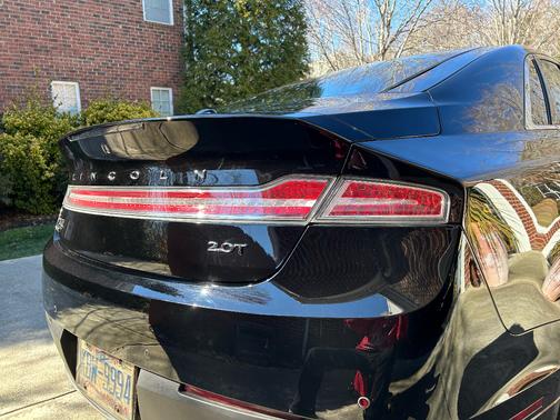 2017 Lincoln MKZ Black Label