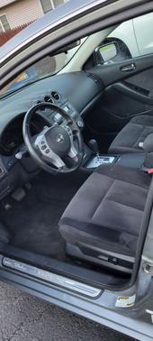Gray 2009 Nissan Altima 2.5 S