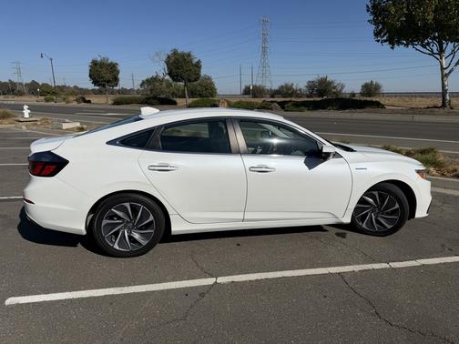 White 2019 Honda Insight Touring