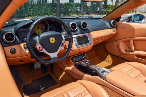 Blue 2012 Ferrari California Base