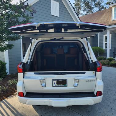 2017 Lexus LX 570 Base