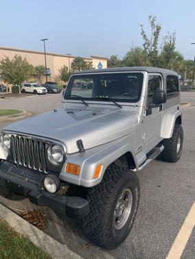 Silver 2005 Jeep Wrangler Unlimited