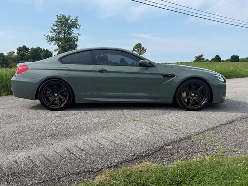 Green 2014 BMW M6 Base