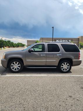2011 GMC Yukon Denali