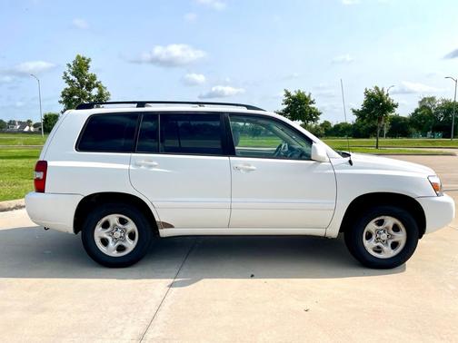 White 2006 Toyota Highlander Base