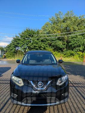 Black 2015 Nissan Rogue S