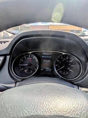 Black 2015 Nissan Rogue S