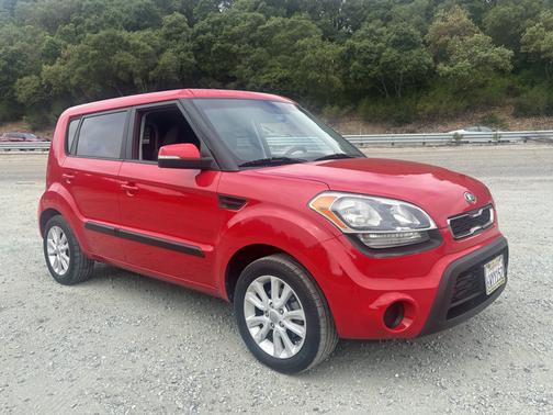 Red 2013 Kia Soul +