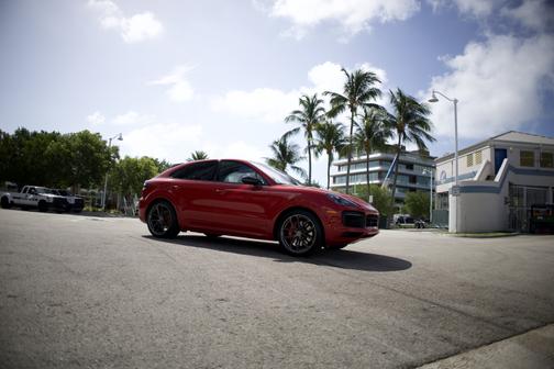 2021 Porsche Cayenne GTS Coupe AWD