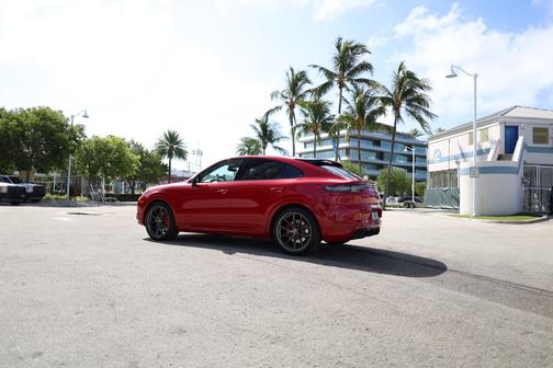 2021 Porsche Cayenne GTS Coupe AWD