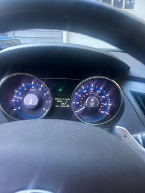Gray 2012 Hyundai SONATA SE