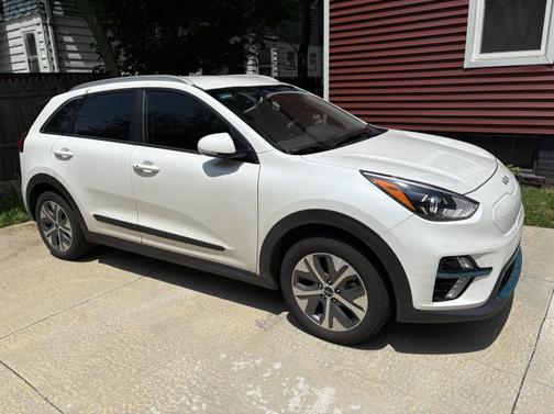 2022 Kia Niro EV S