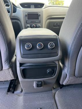2015 Chevrolet Traverse LS