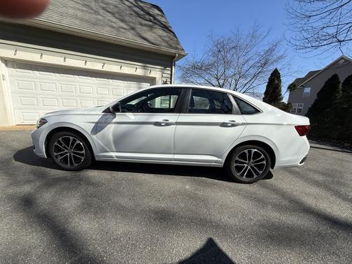 2024 Volkswagen Jetta 1.5T Sport
