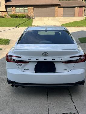 White 2025 Toyota Camry SE