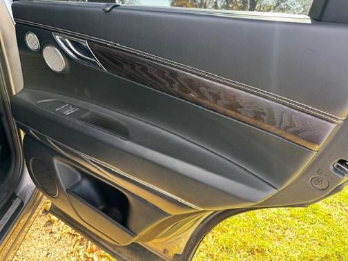 2021 Genesis GV80 2.5T