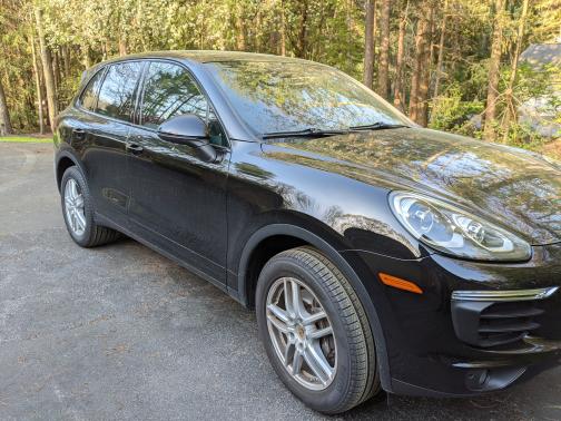 2016 Porsche Cayenne Base