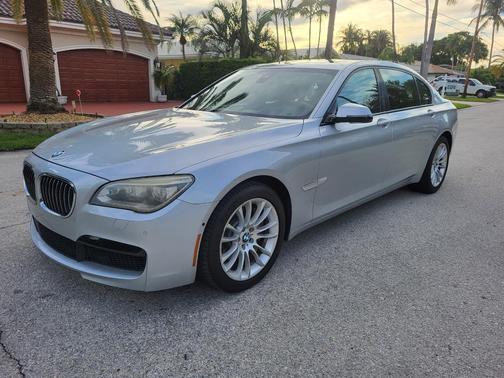 Silver 2015 BMW 750 i