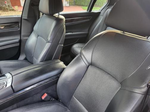 Silver 2015 BMW 750 i