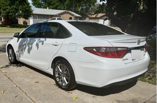 2017 Toyota Camry SE