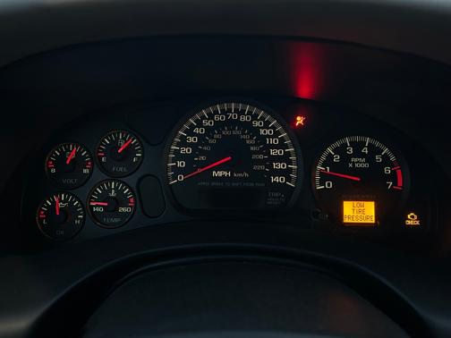Brown 2001 Chevrolet Monte Carlo LS