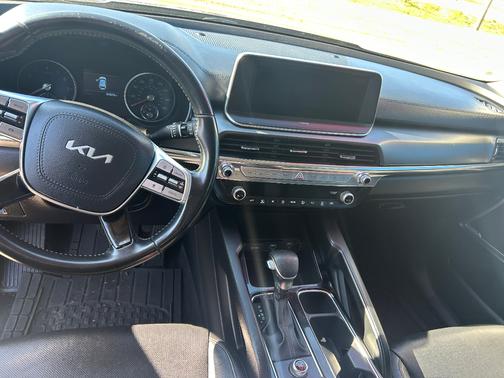 2022 Kia Telluride LX