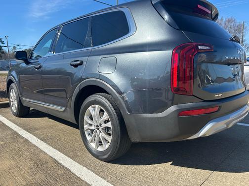 2022 Kia Telluride LX