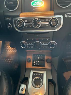 2015 Land Rover LR4 HSE