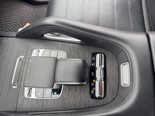 White 2021 Mercedes-Benz GLS 580 4MATIC