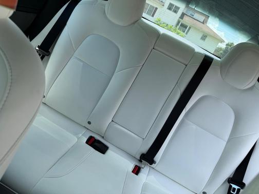 Gray 2022 Tesla Model 3 Base