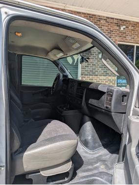 White 2018 GMC Savana 2500 Work Van