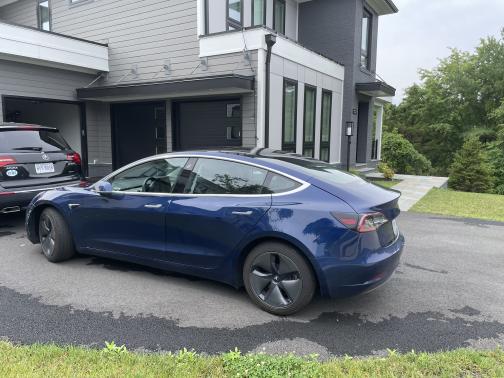 Photo 1 of 1 of 2018 Tesla Model 3 Long Range