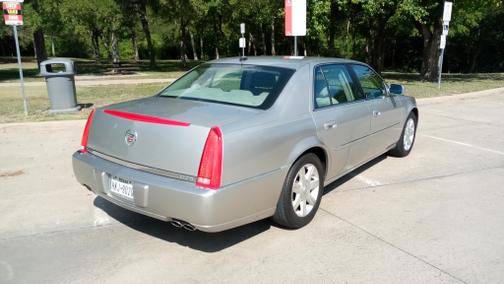 2006 Cadillac DTS Base