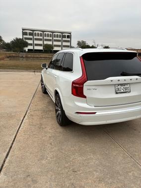 2023 Volvo XC90 B6 Ultimate 6 Passenger