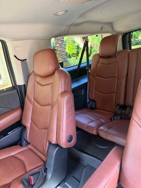 2020 Cadillac Escalade ESV Premium Luxury