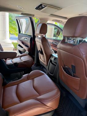2020 Cadillac Escalade ESV Premium Luxury