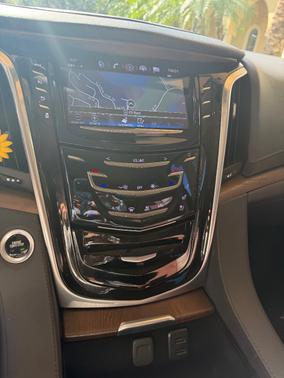 2020 Cadillac Escalade ESV Premium Luxury