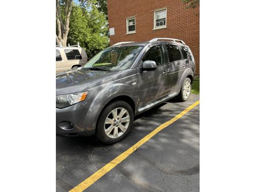 2009 Mitsubishi Outlander SE