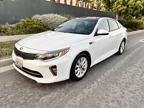 2018 Kia Optima S
