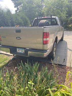 Gold 2008 Ford F-150 XLT