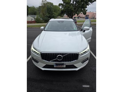 2018 Volvo XC60 Recharge Plug-In Hybrid T8 Inscription