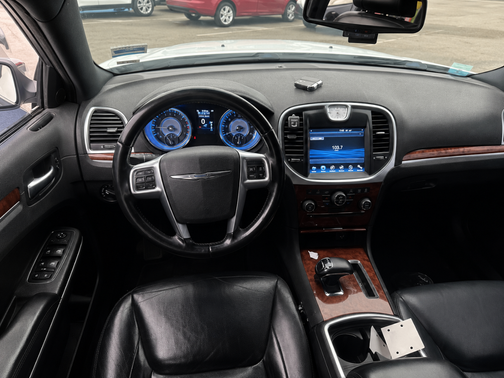 White 2013 Chrysler 300 Base
