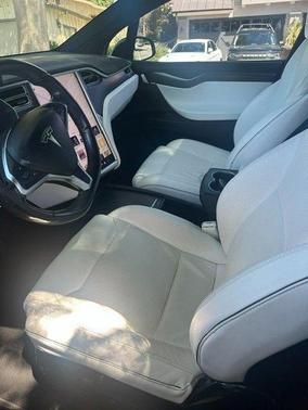 Black 2016 Tesla Model X 75D