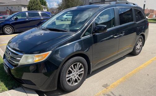 Black 2011 Honda Odyssey EX-L