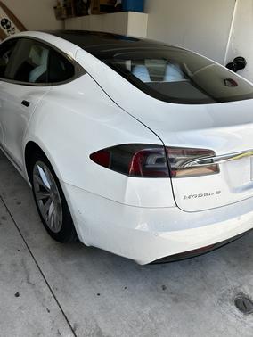 2018 Tesla Model S 75D