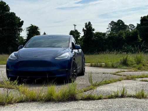 Blue 2021 Tesla Model Y Long Range