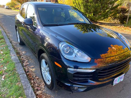 2016 Porsche Cayenne Cayenne