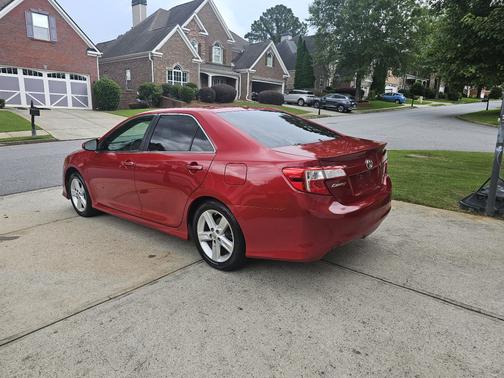 2014 Toyota Camry SE