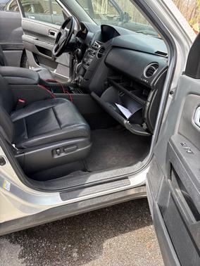 Silver 2012 Honda Pilot Touring